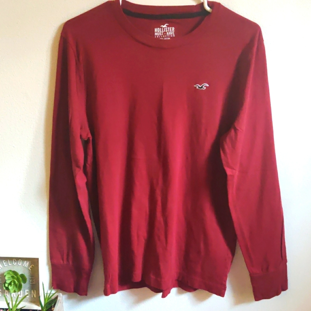 Hollister Full Sleeve Tee! Burgundy/Dark Red!